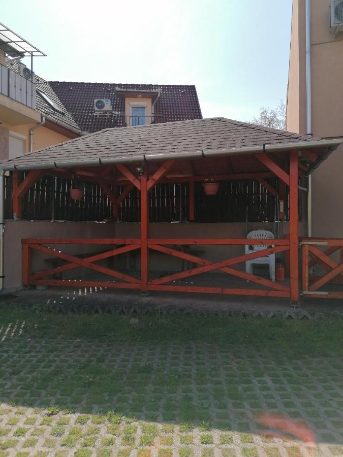 Zita Apartman Eger Exterior photo